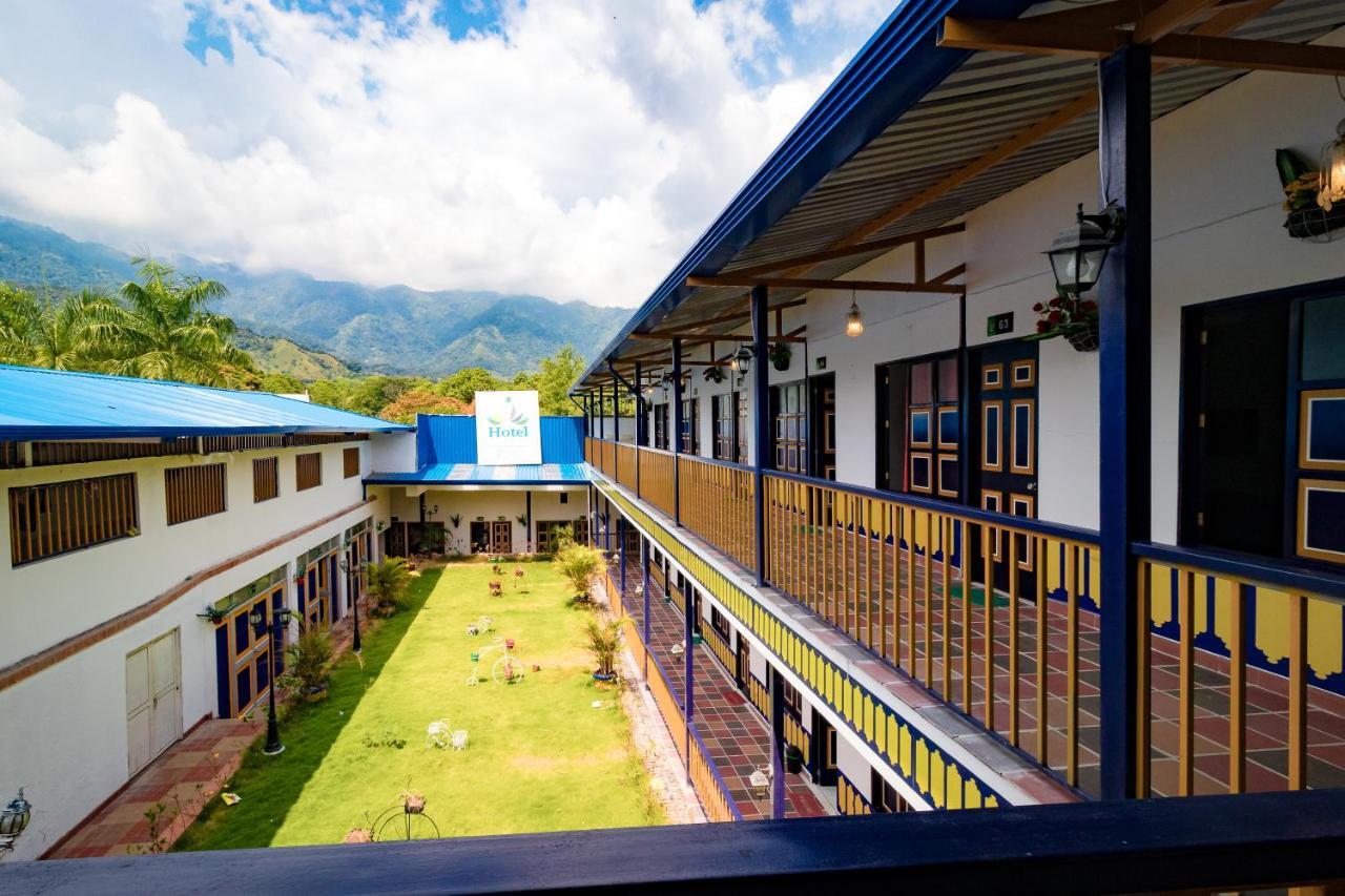 Hotel Ayenda 1132 Copiclub Ibagué Exteriér fotografie